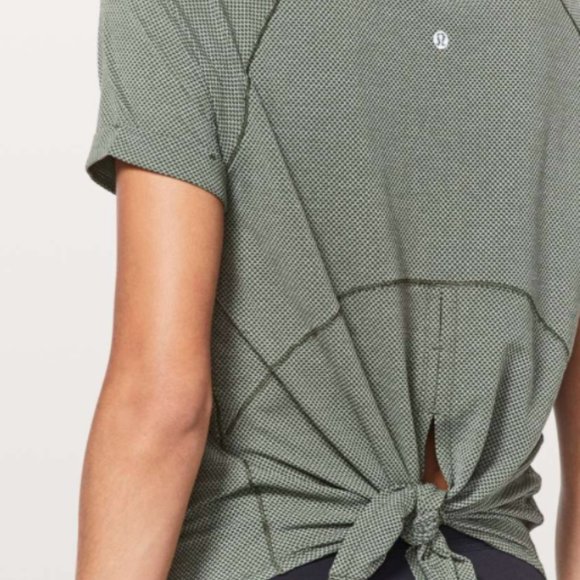 Lululemon Open Up Tie Back Tee - Picture 3 of 8